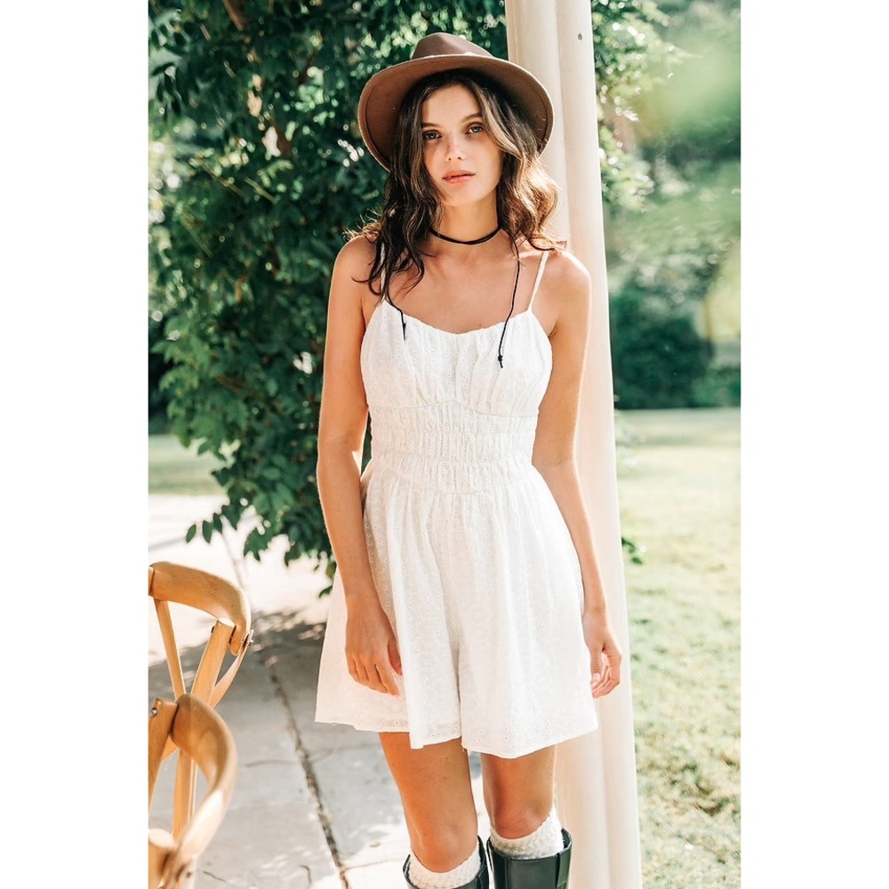 Cupshe White Eyelet Romper Smocked Waist Adjustable Straps Playsuit Size M